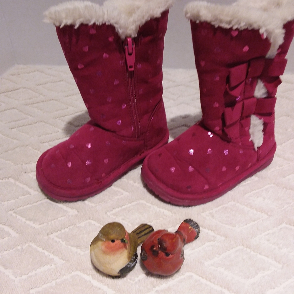 - Cherokee faux suede boots